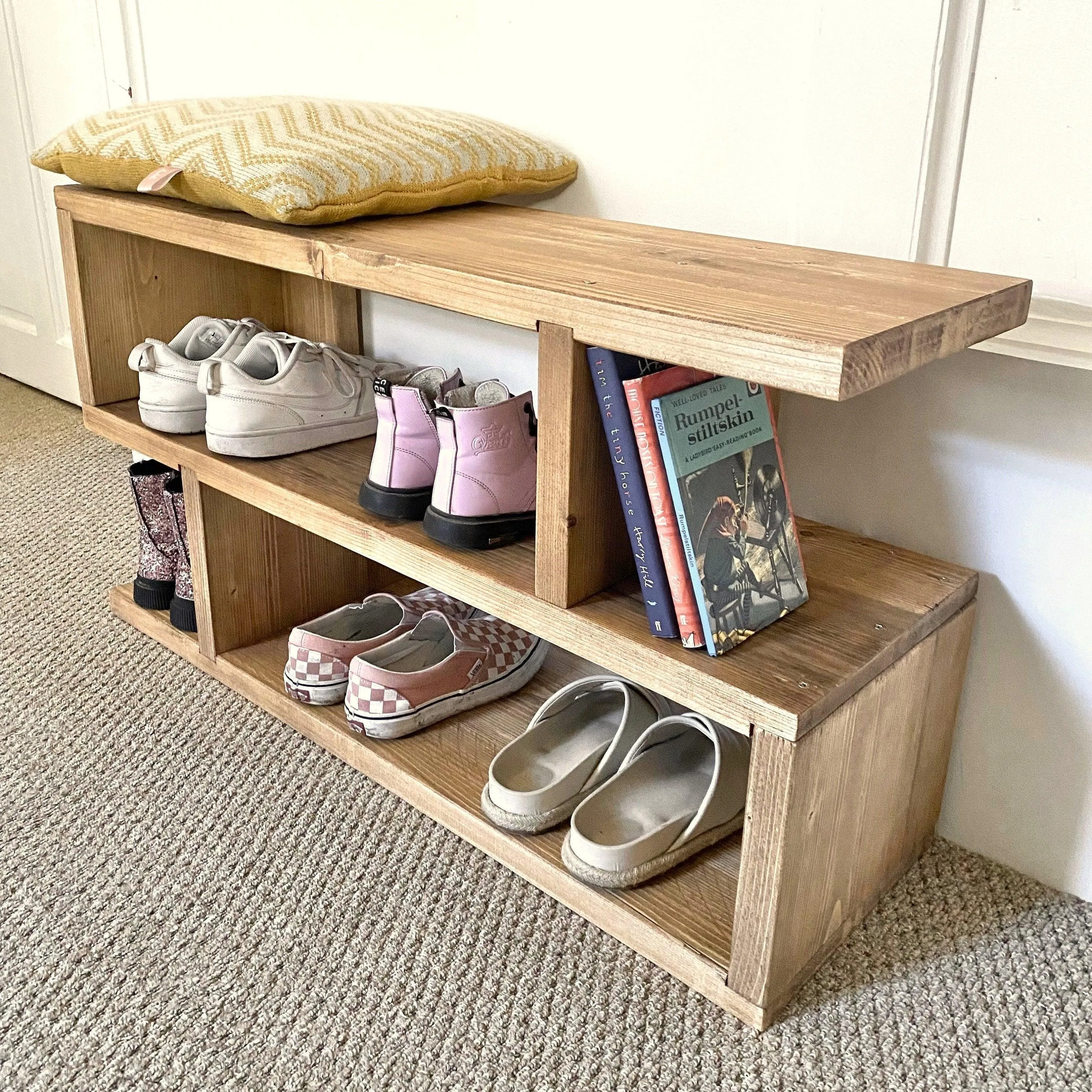 ANA: Reclaimed Wooden Shoe Rack
