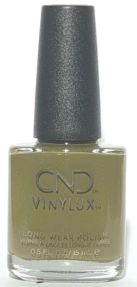 Cap & Gown * CND Vinylux