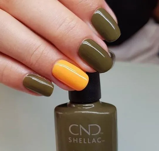 Cap & Gown * CND Vinylux