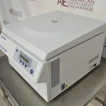 Eppendorf 5804 Centrifuge