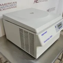 Eppendorf 5804 Centrifuge