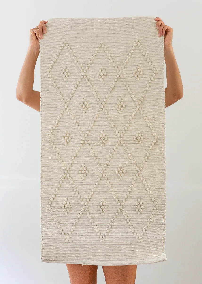Hand-Woven Diamond Mat - Beige