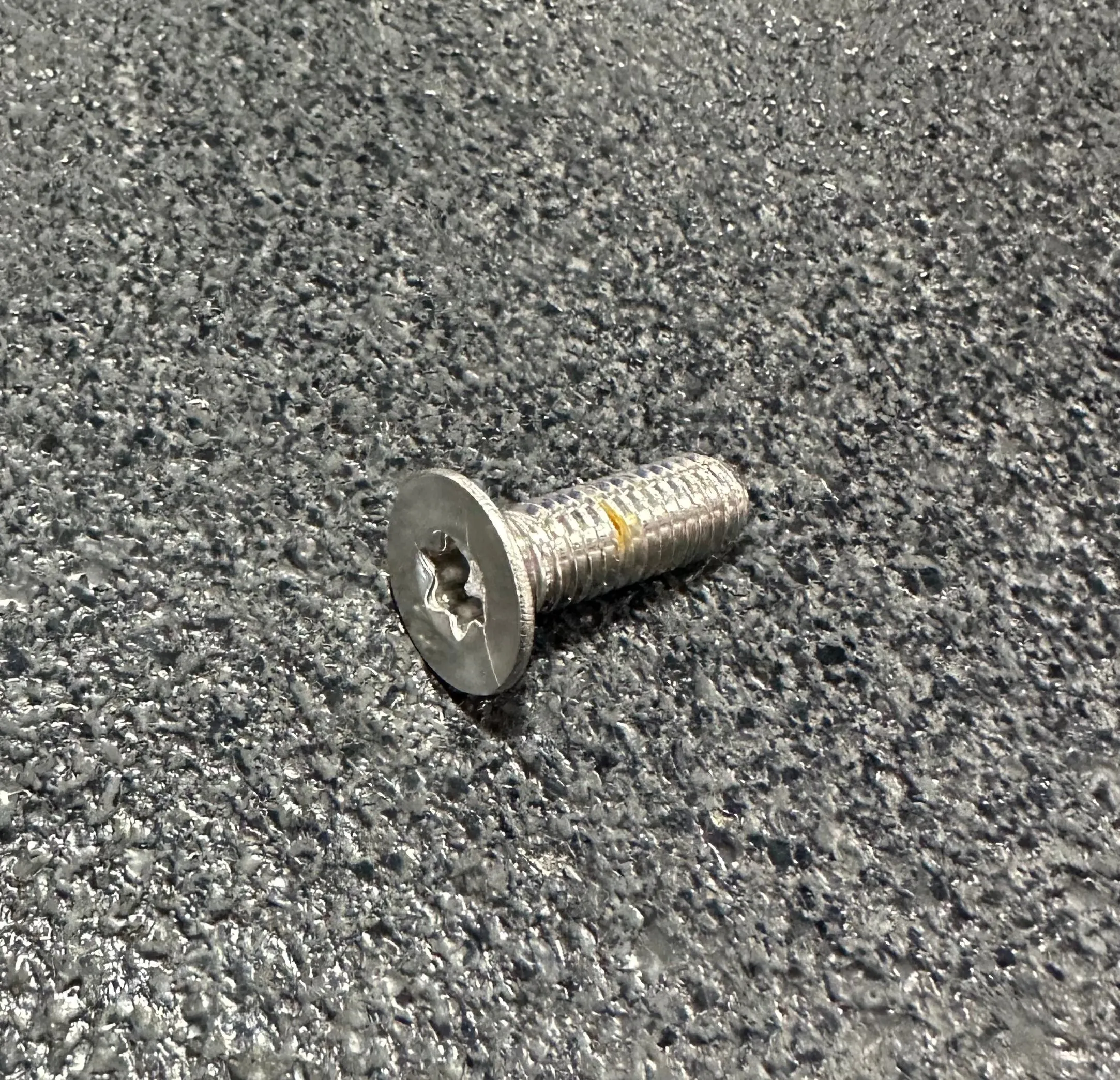 Hover Glide Foil Mounting M8 x 25mm Screw - Single