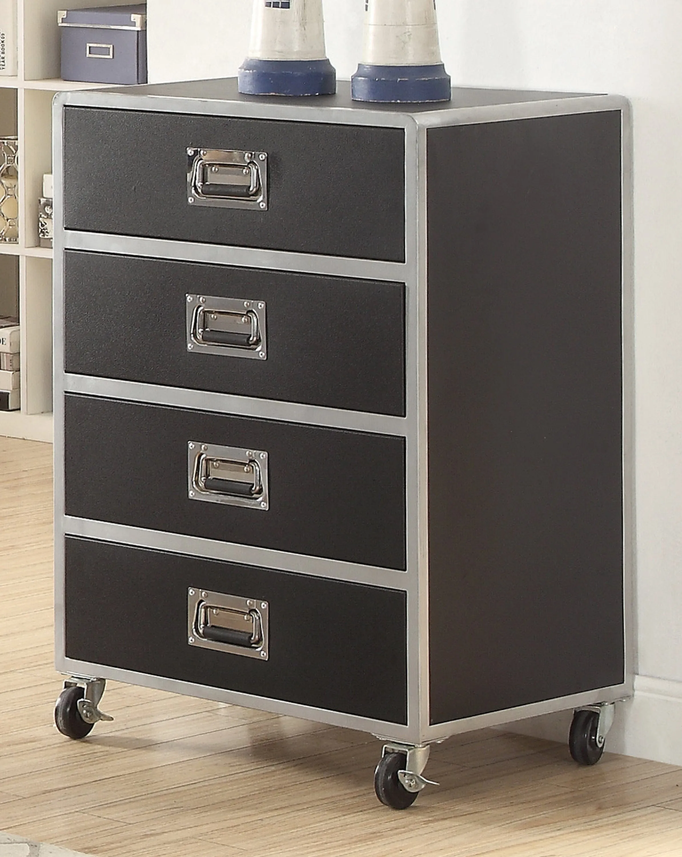 LeClair 4-Drawer Chest Black - 460285