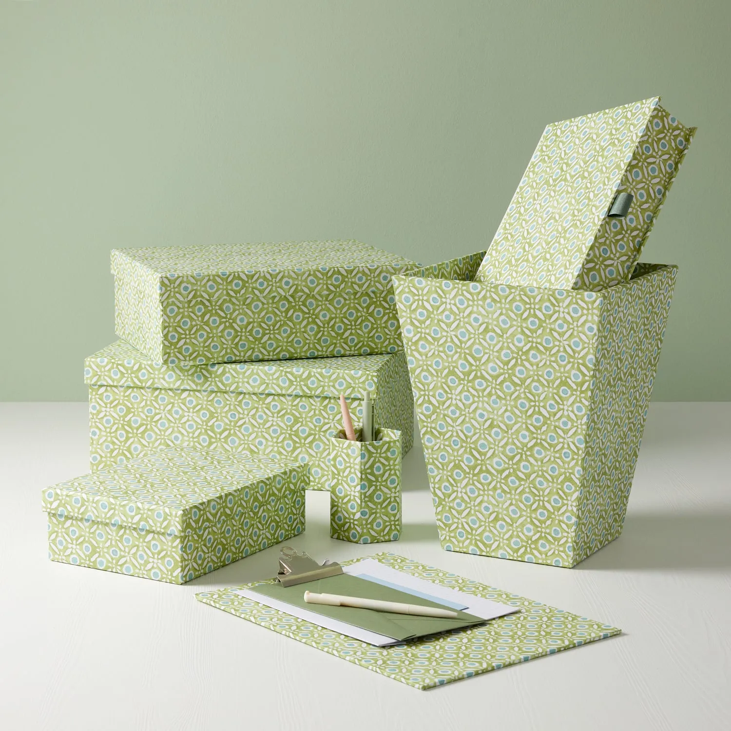 Lever Arch Folder Batik Dots Green/Aqua