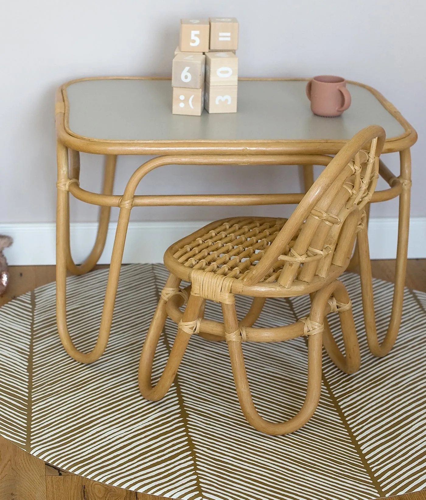 Premium High Chair Splat Mats | Sandy Lines - Sand Castle